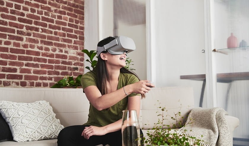 Qualcomm’s standalone VR headsets will also connect to PCs