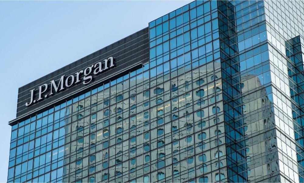 JPMorgan Chase CEO finds Bitcoins ‘worthless’ and wants governments to over-regulate them