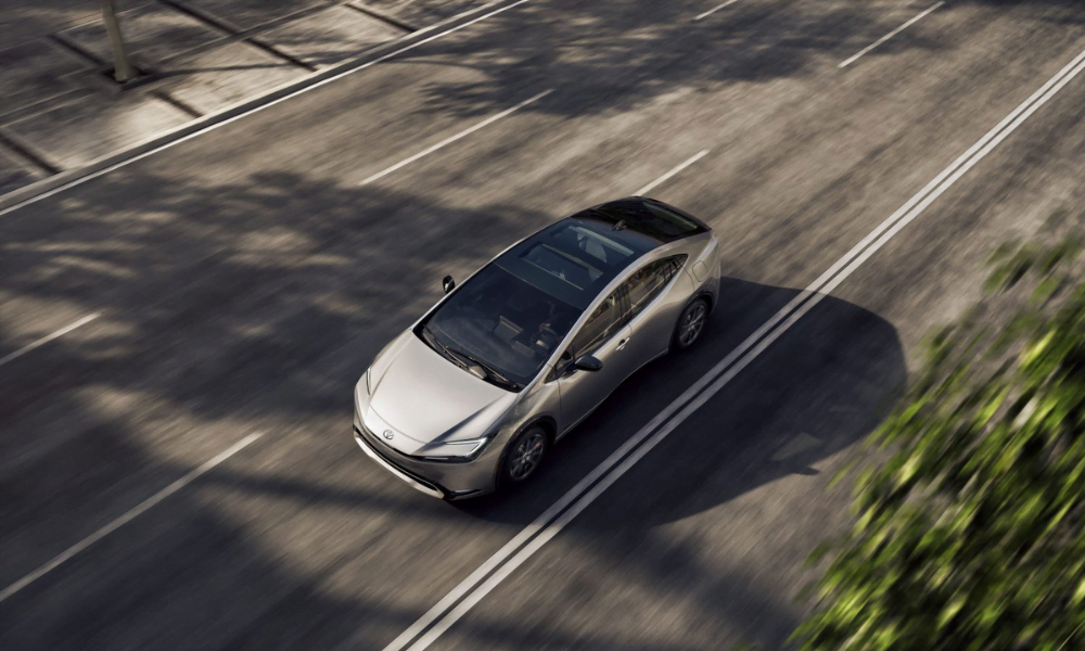 Toyota Prius 2023: Redesigned Elegance, Redefined Coolness