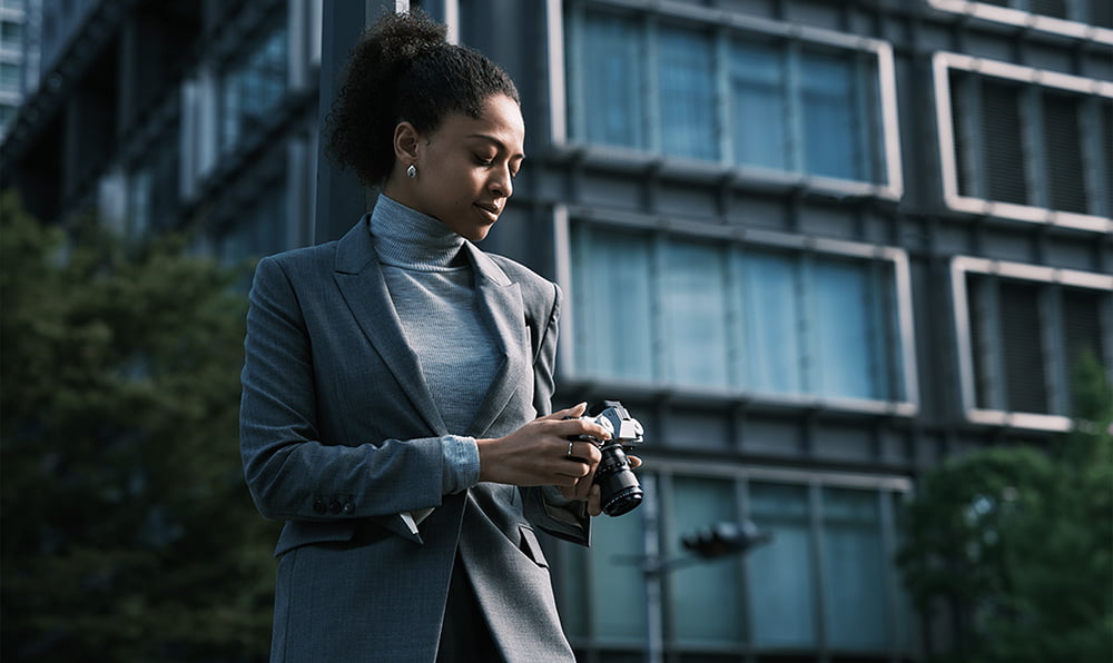 Smile Please! Mirrorless Fuji X-T5 Unveiled, to Deliver Enhanced Performance