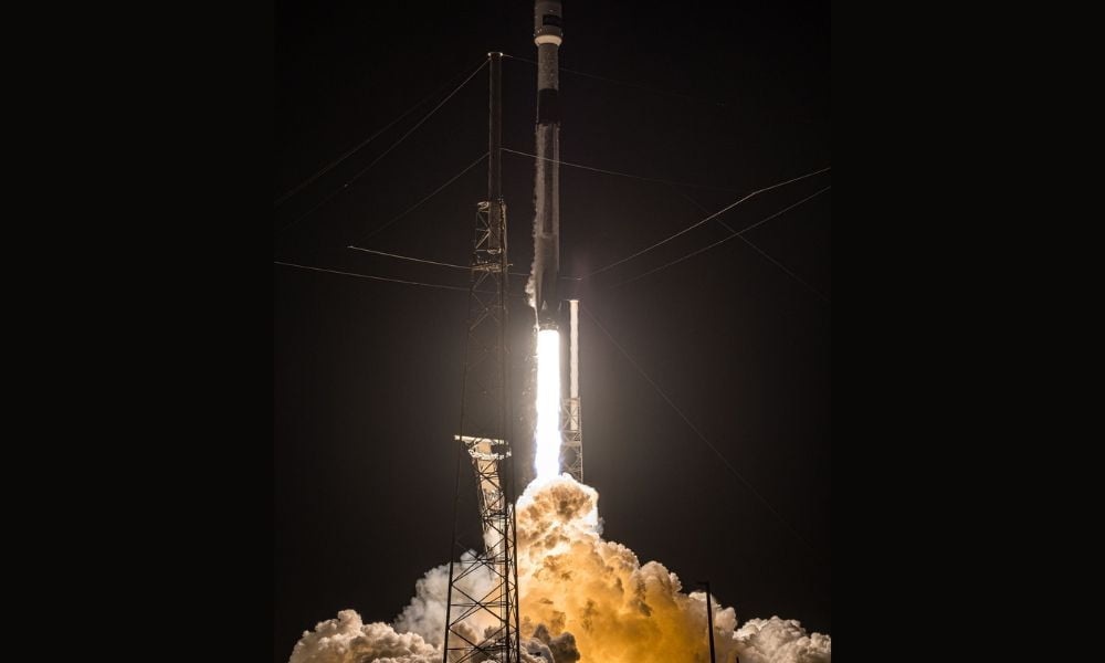 New SpaceX Launch: Super Heavy and Falcon 9 Give Starlink a Massive Boost