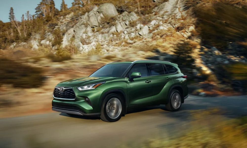 2023 Toyota Highlander Gears up as the Auto Scene Gets Heated Up
