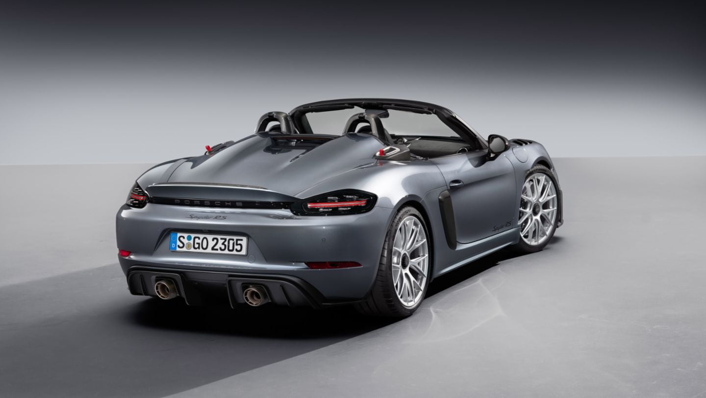 2024 Porsche 718 Spyder RS review