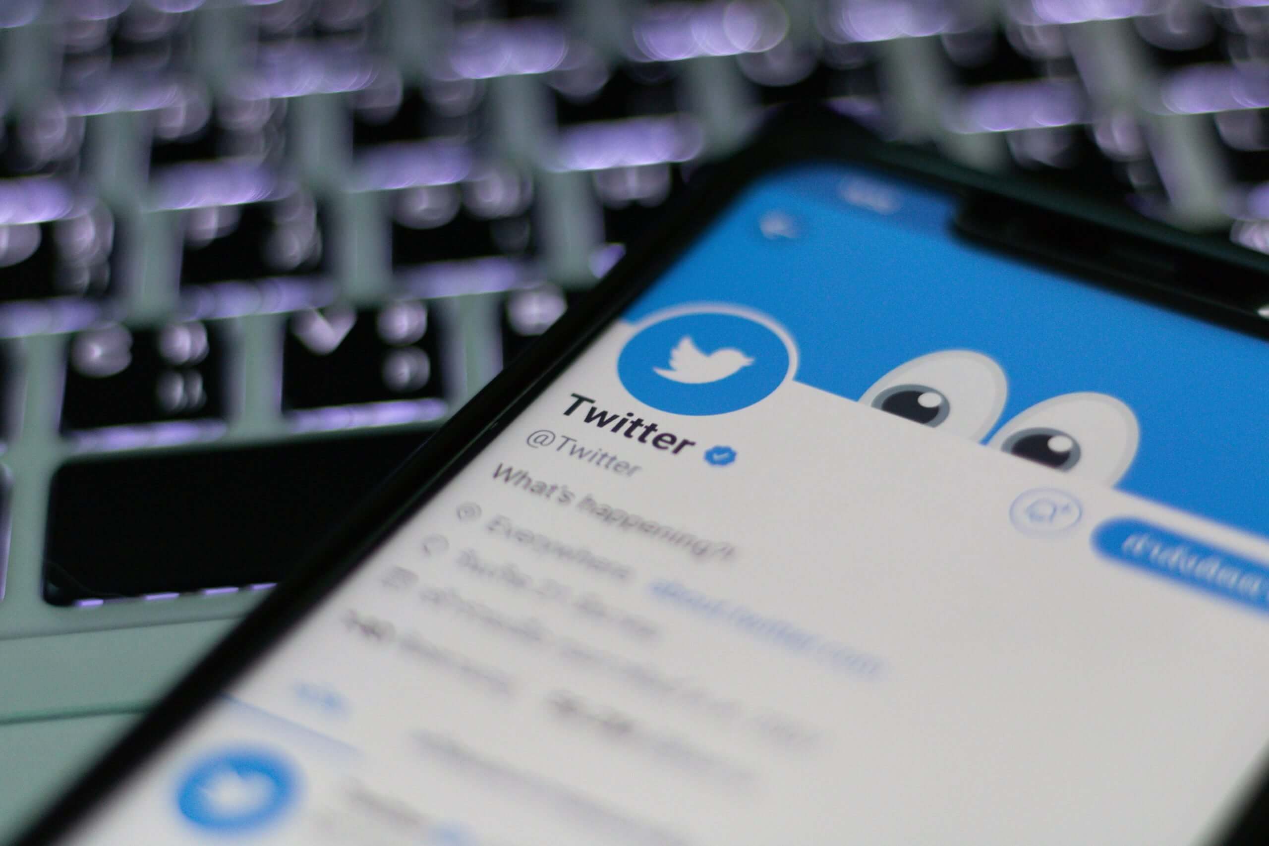 Bluesky Review: Is the New Twitter Alternative Worth the Buzz?