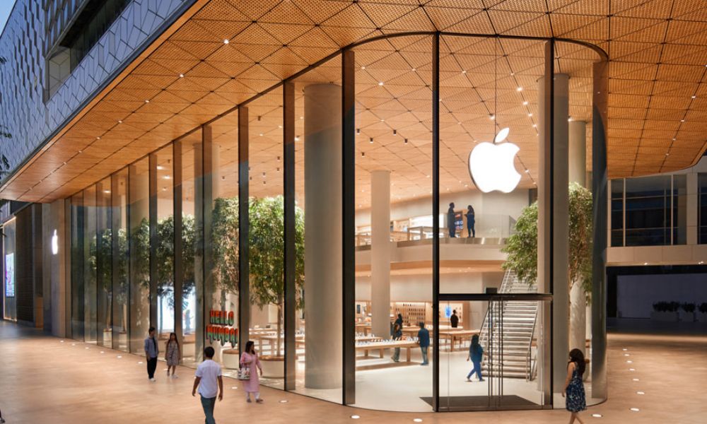 Apple Revenues Fall by a Mere 1 Percent against a Profit Surge of $19.88 Billion