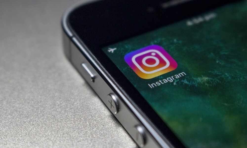 Wondering How to Turn Off Active Status on Instagram? Here Are Two Ways to Do It