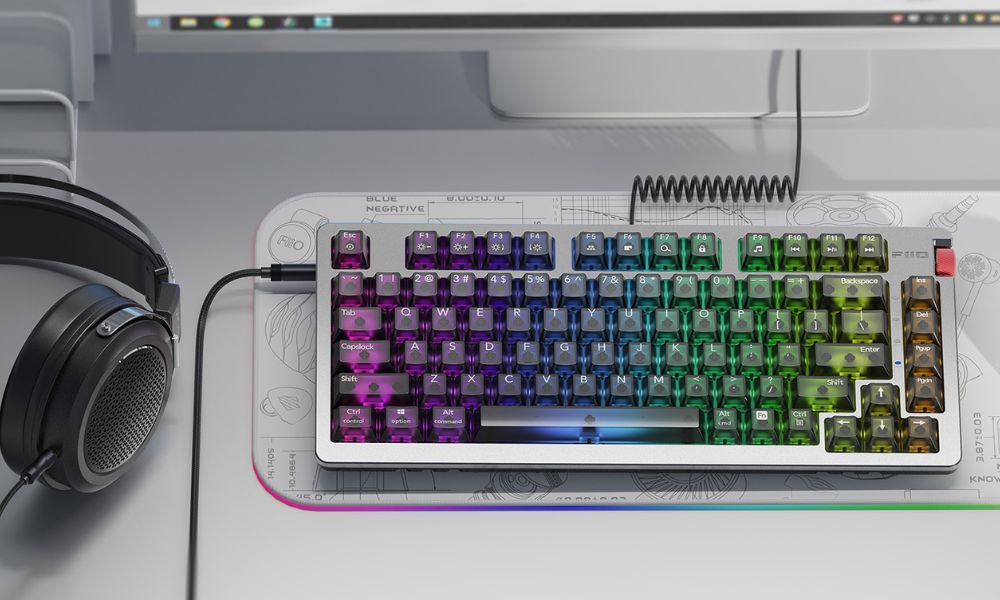 Best Tech Gadgets to Add to Your Holiday Gift List in 2023