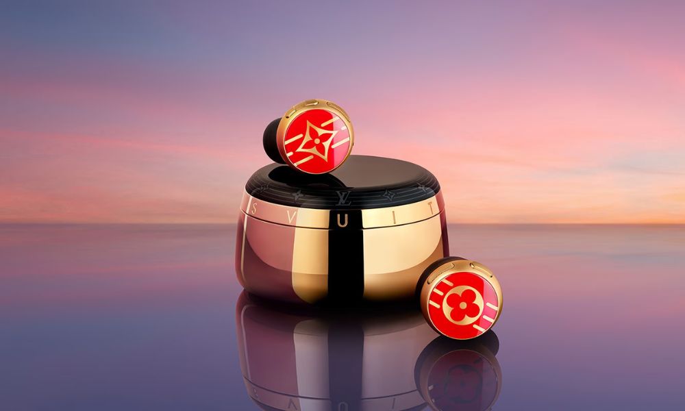 Luxury On Display With the World’s Most Expensive Earphones