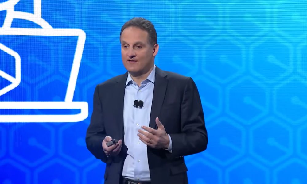 Amazon Q: Another AI Chatbot for Businesses and Developers