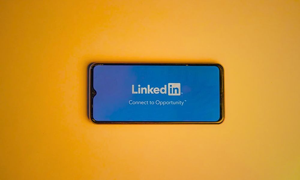 Say Hello to LinkedIn’s AI Features—Here’s Your New Career Coach