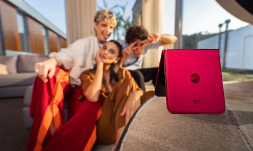 Motorola Razr Plus 2024 launches