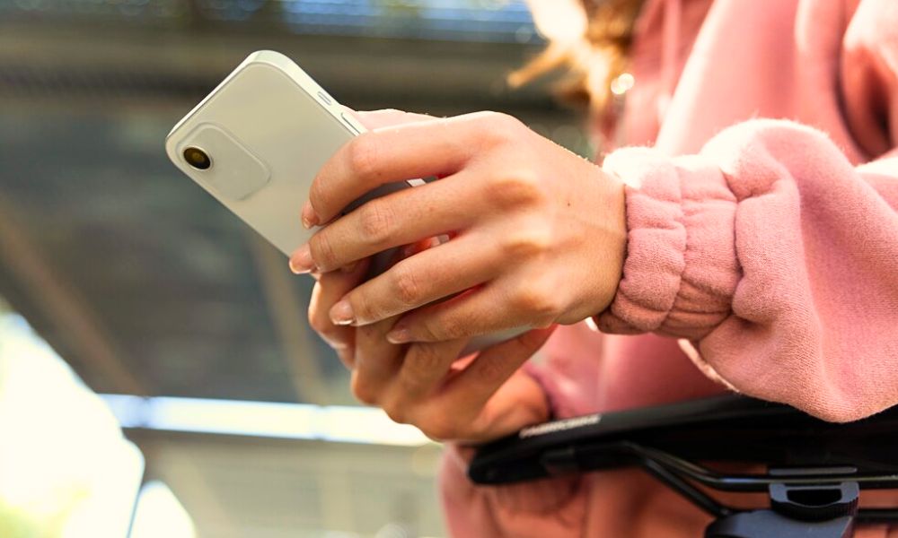 keep phone cool heatwave