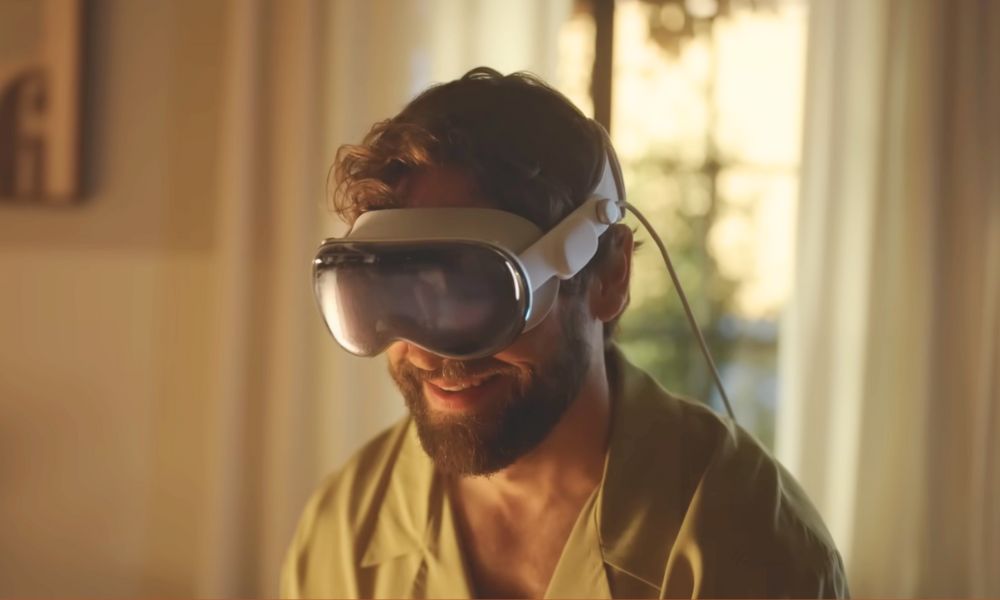 An iPhone-Supported Vision Device Could be Apple’s Best Bet