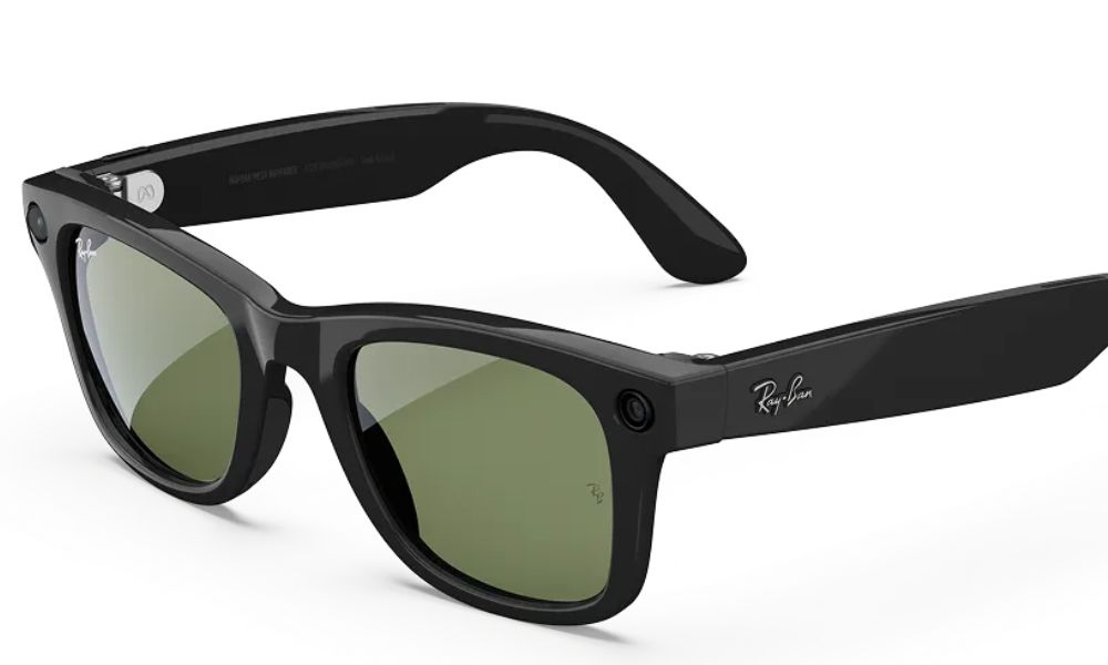 Meta Hypernova AI glasses