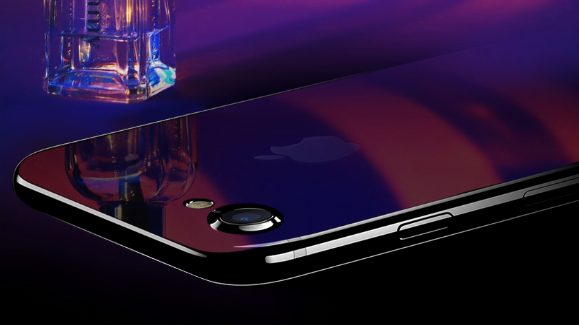 Shine with the Mirror-like Design of the iPhone 8
