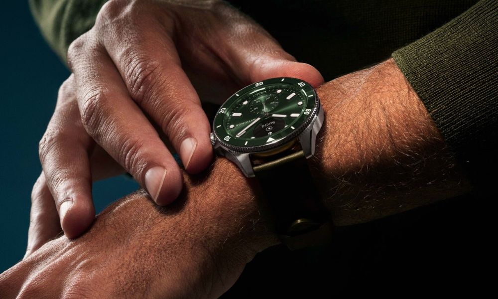 Best ECG Smartwatches 2025 FDA-Approved Apple, Samsung, Fitbit & More