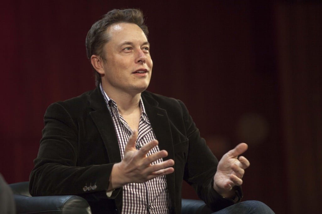 What Makes Elon Musk So Sure of Apple’s Ability to Compete with Tesla