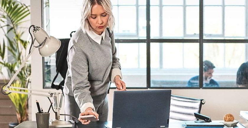 Microsoft To Kill Windows Mobile By December