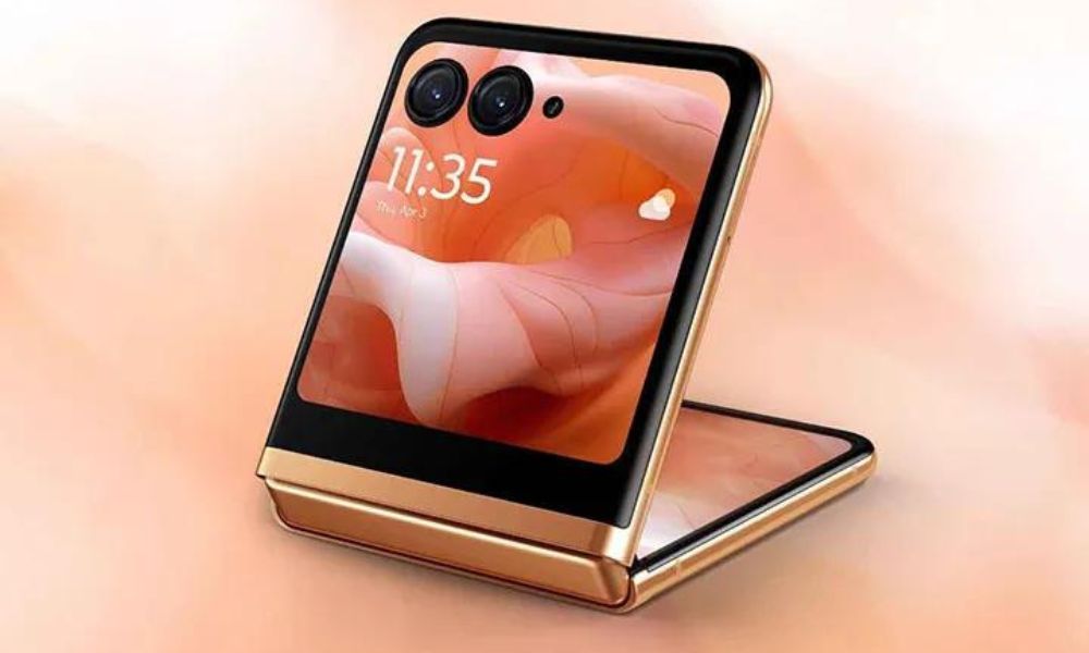 Motorola to Be Third-Biggest Smartphone Player, Bets Lenovo