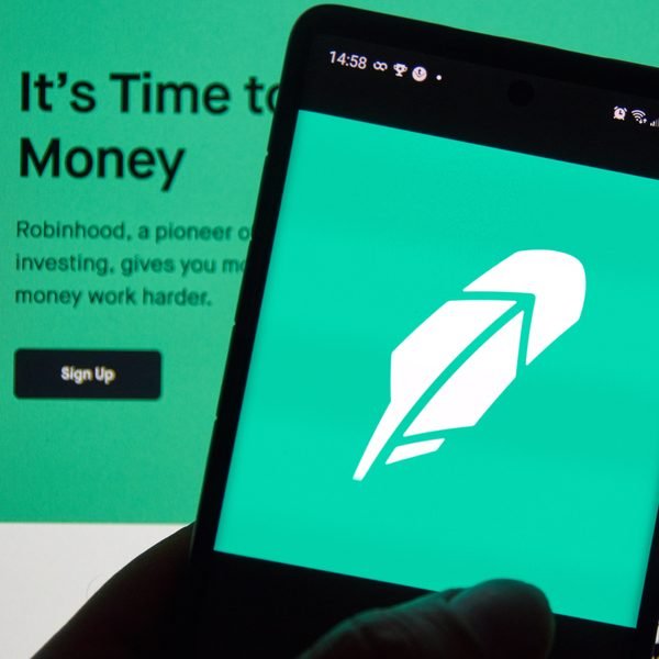 Robinhood IPO Was a Huge Dud
